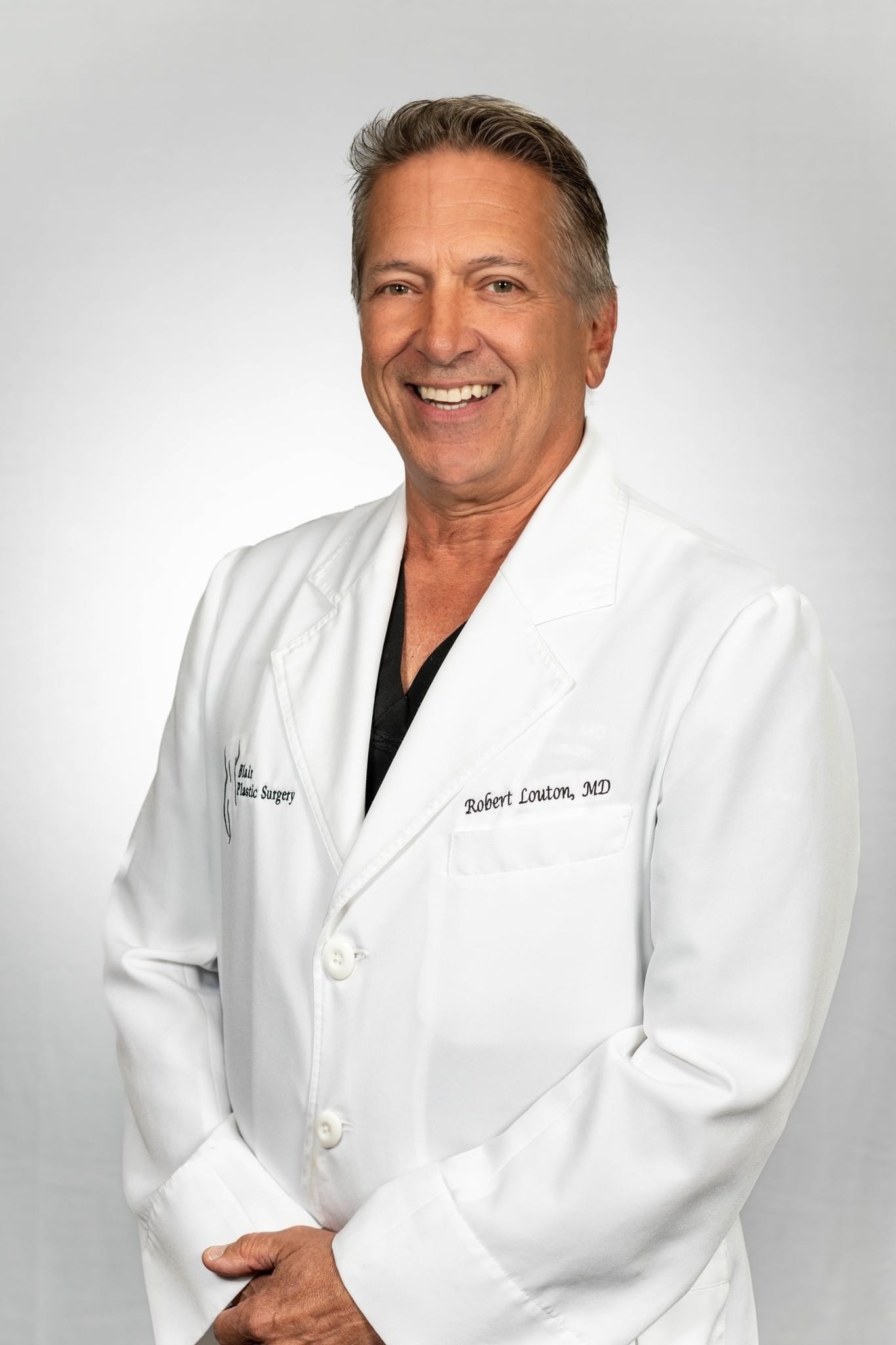 Dr. Robert Louton